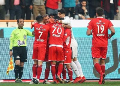 لیگ برتر فوتبال، پیروزی 2 گله پرسپولیس برای بازگشت به صدر جدول، سرخپوشان انتقام باخت به فولاد را از استقلال گرفتند