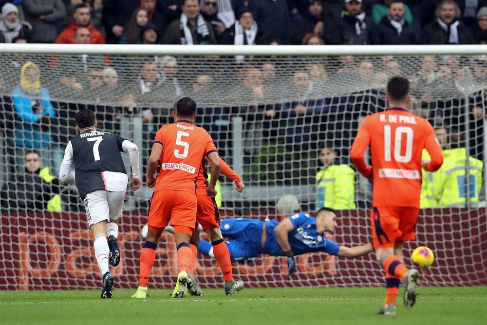 یوونتوس 3 - 1 اودینزه؛ شب درخشان رونالدو در تورین یوونتوس 3 - 1 اودینزه؛ شب درخشان رونالدو در تورین