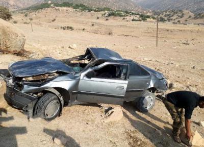 واژگونی خودرو در جاده اصفهان به نایین 6 مصدوم داشت