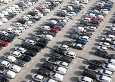 رئیس صنف نمایشگاه داران خودرو: بازار خودرو حباب دارد